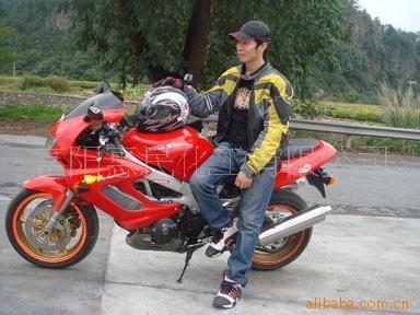 VTR1000F