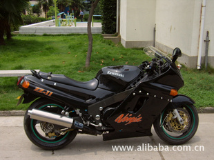 ۴ZZR1100Ħг