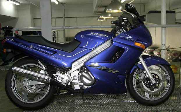 销售川崎zzr600摩托车