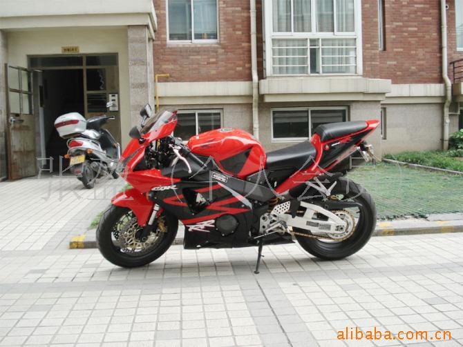 CBR954RRĦ