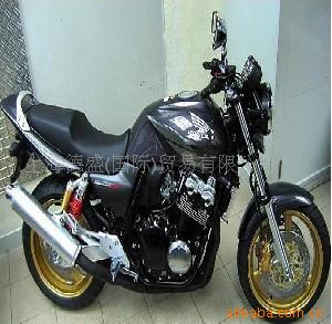 CB400