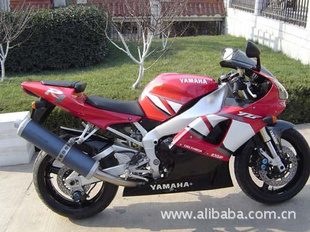 YZF-R7