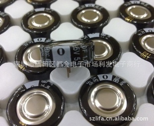 ԭװ³5.5V1FEECF5R5H105