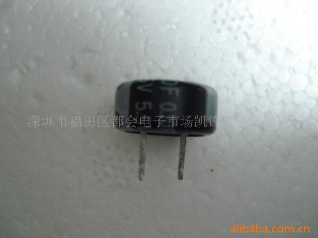 5.5V0.1F