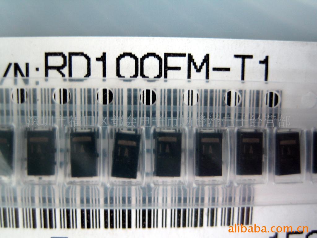 ɶRD100FM-T1