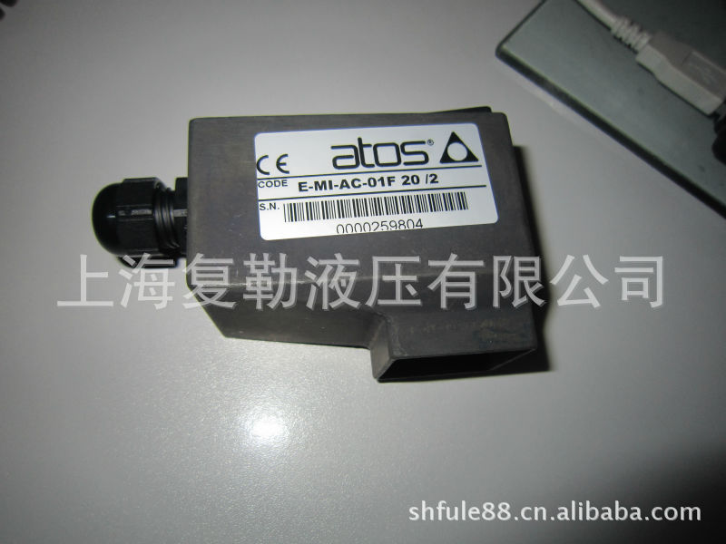 ֻATOSŴE-MI-AC-01F