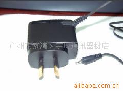 6101扁插手机充电器