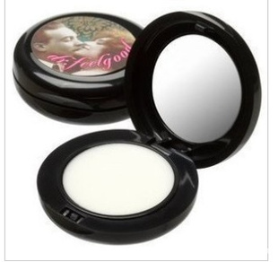 Ʒ~Benefit͸С1.8g