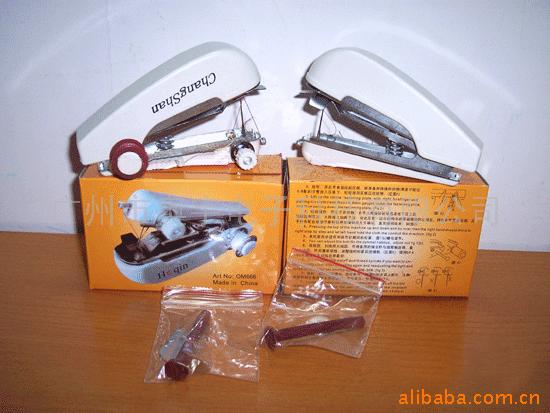 奥宇新奇特礼品,广告促销品,袖珍手动缝纫机