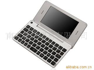 D8(4GB)