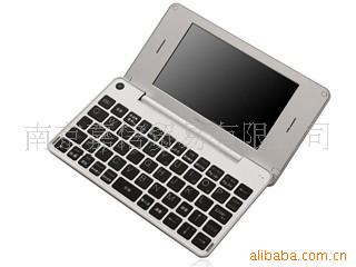 D8(4GB)
