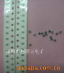 Ƭ0402105K