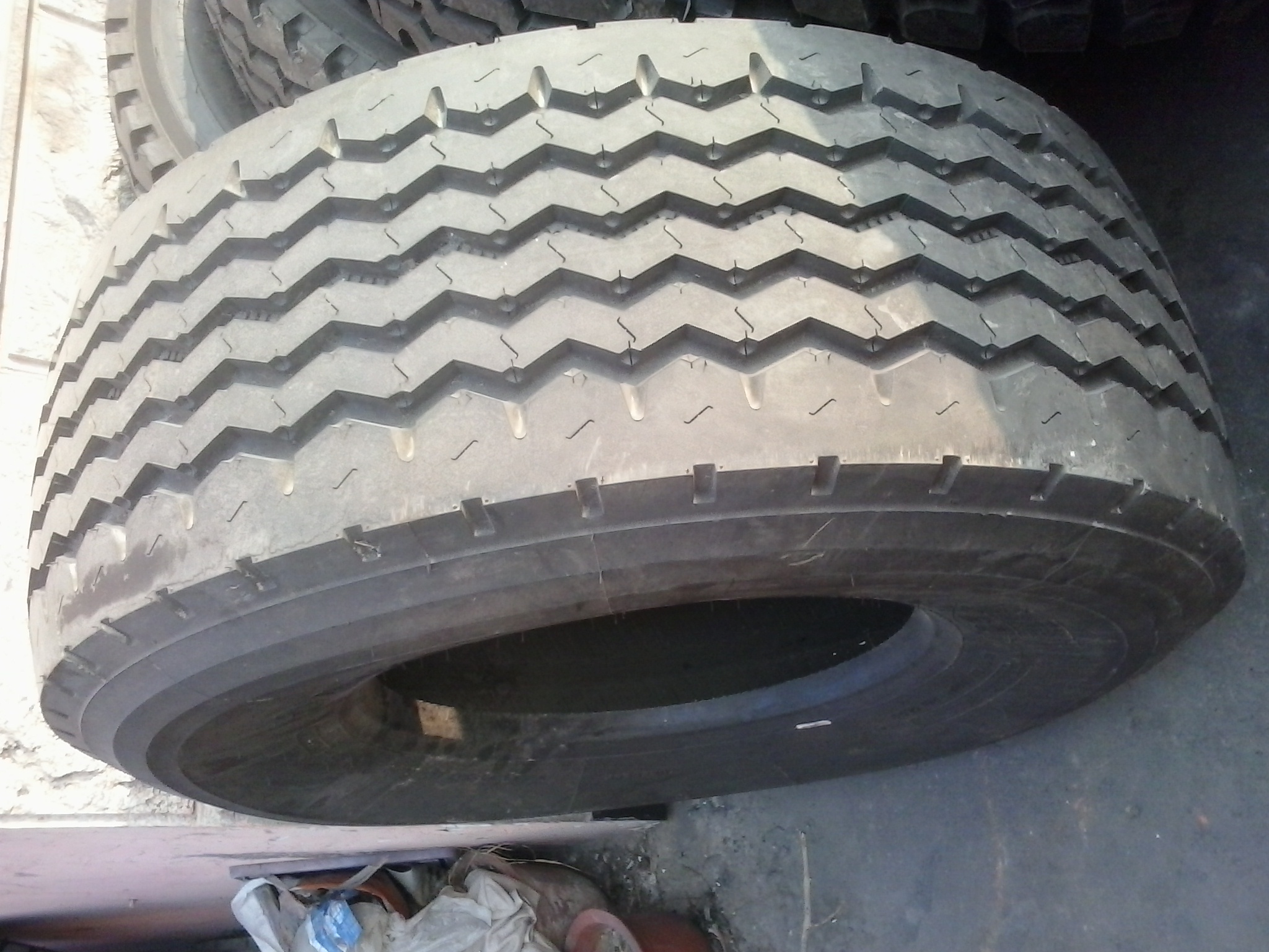 445/65R22.5͹޳̥