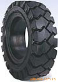 ̥550/65R25
