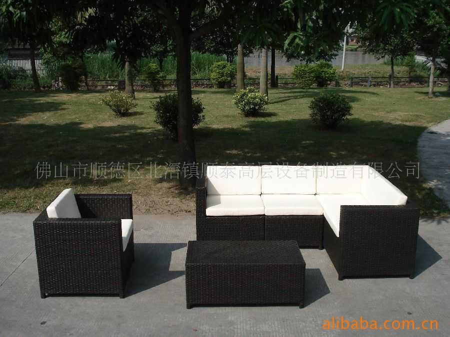 藤编桌椅,仿藤家具,藤艺家具,庭院家具(图)