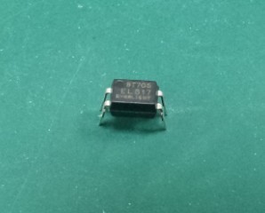 EL817
