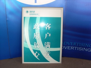 溣25