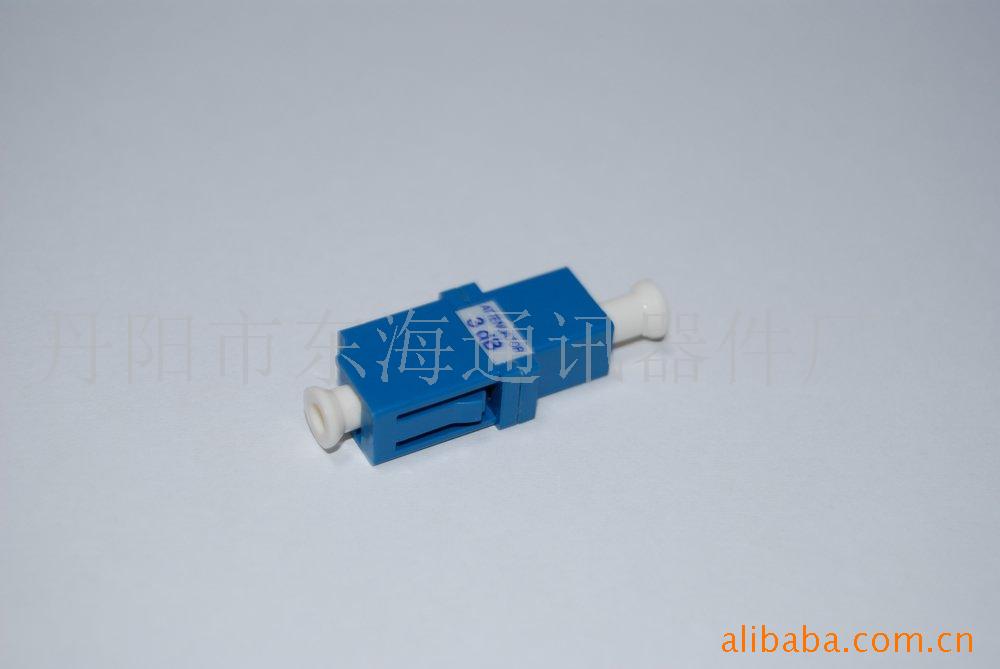 LCADAPTORATTENUATOR˥