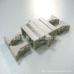 深圳厂家生产SC/PC适配器
