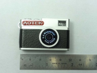帴LOMO΢LOMOСͯ