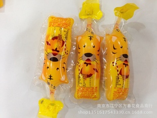 金里郎蓝猫吸吸爽果冻多种动漫口味一箱9.5斤
