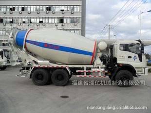 福建瑞亿生产10方混凝土搅拌运输车