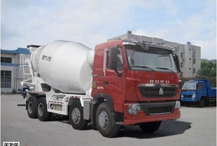 HOWO-T7H8*4賵