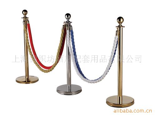 隔离带、围栏、防护栏、伸缩栏杆、挂绳栏杆座