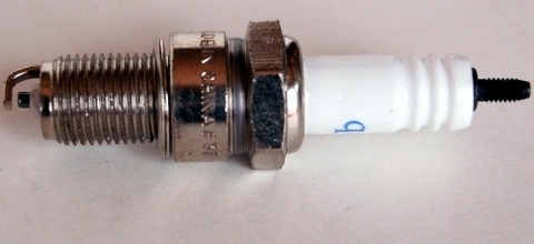 AX100ĦгF7TC