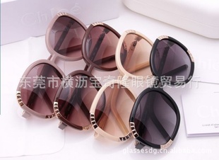 CHLOE2219Ůʿ̫۾ǿ