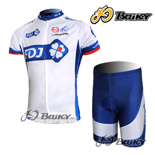 2011¿FDJҶݶзװ/ź͸г