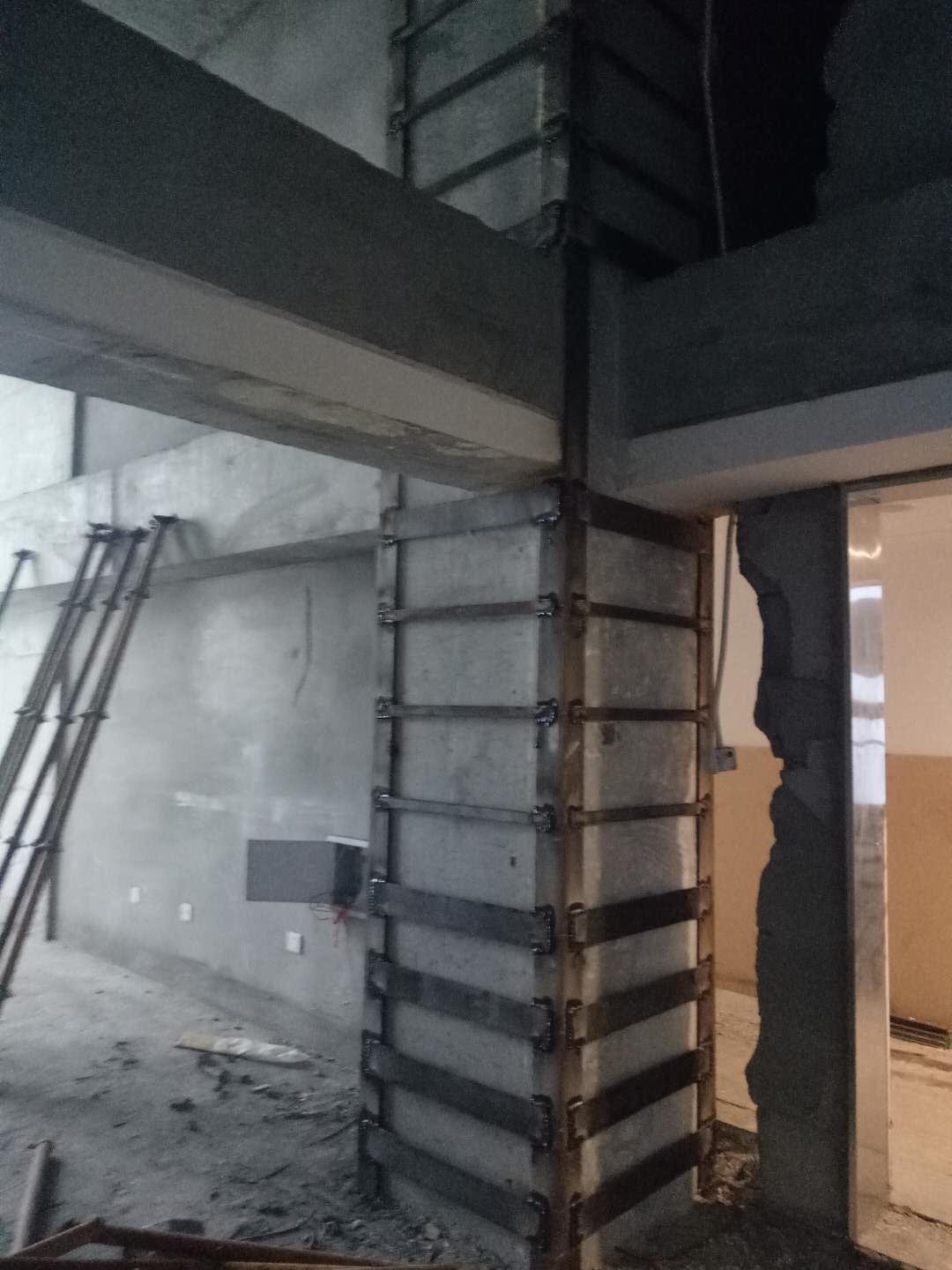 陕西柱子包钢加固哪家质量好/效率高/价格低