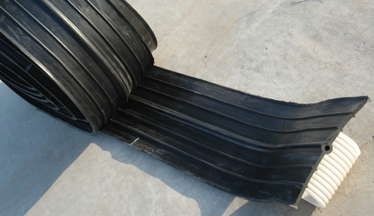 供应300×6中埋式651型橡胶止水带
