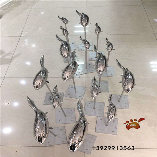 镜面不锈钢抽象鱼群雕塑园林景观不锈钢鱼雕塑摆件