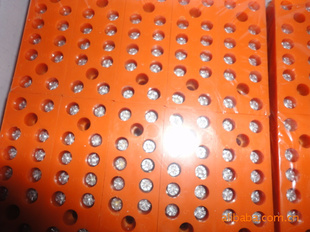 ֻ1000