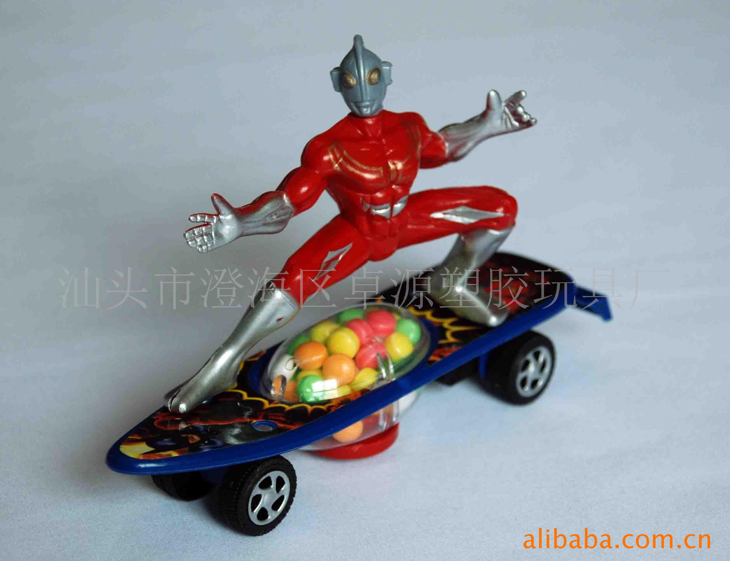 ZY87504奥特曼装糖滑板车,滑板车玩具