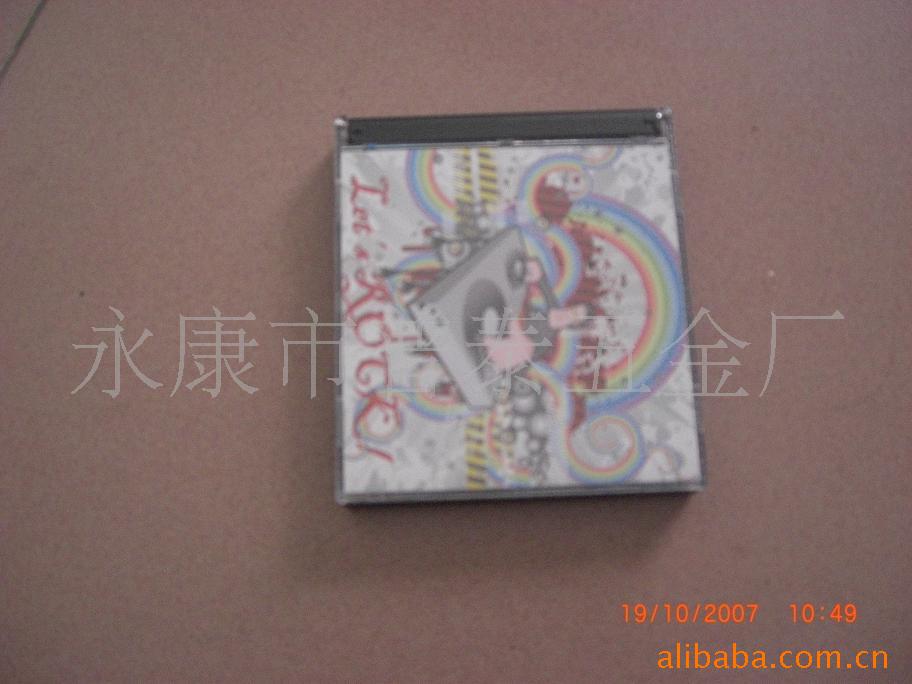 鱦