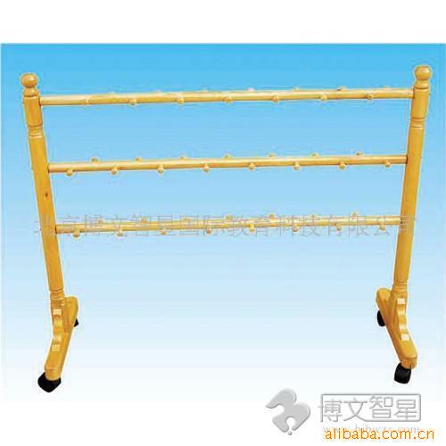 批发零售幼儿玩教具|幼儿园用品|实木移动毛由架
