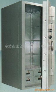鱦̳չ.(ͼ)