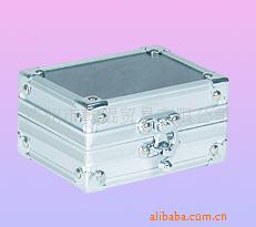ϽУB1101T