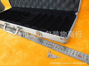 厂家实物拍摄金属工具箱铝合金箱