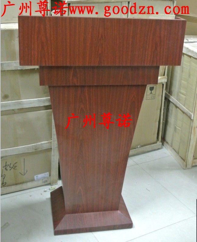 R-2ݽ̨ѧУݽ̨Ա̨ʵľ̨