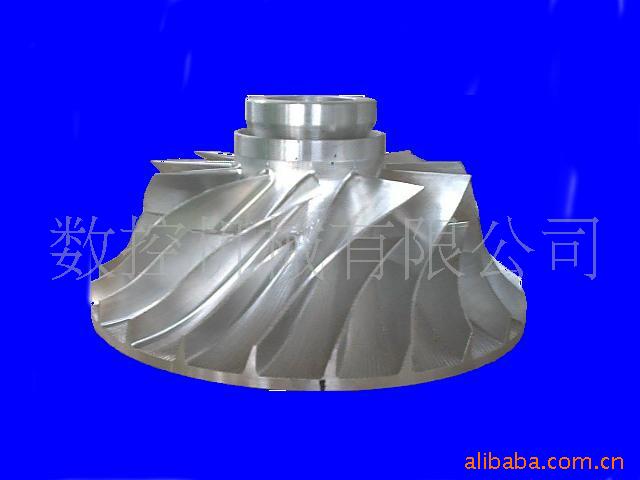 提供五轴联动数控加工的整体压气机叶轮加工