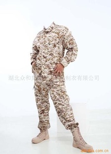 装彩服美沙漠彩BDU套服