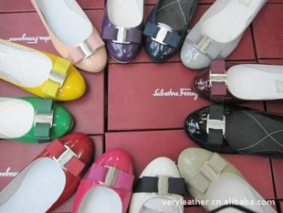 óŮЬЬƤƽ͸shoes