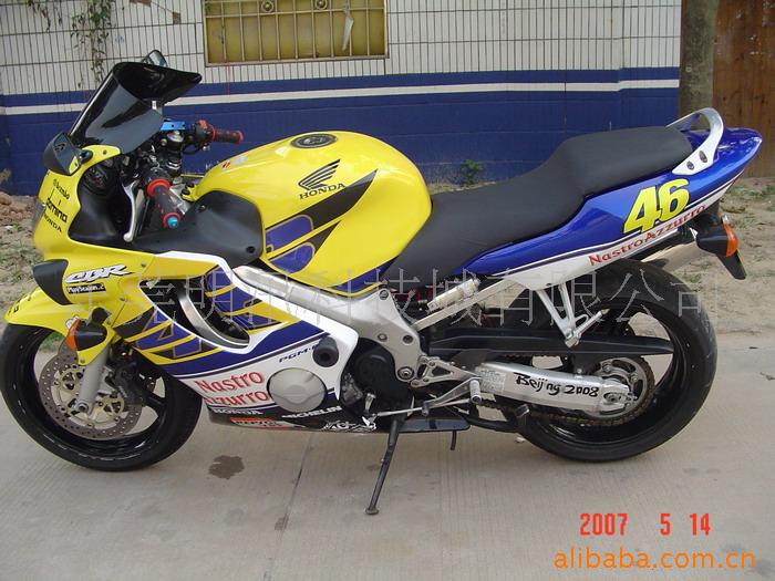 CBR600-F4