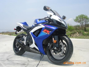 ·ܳܳľGSX-R750Ħг