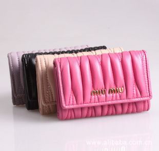 MIUMIUԿװ