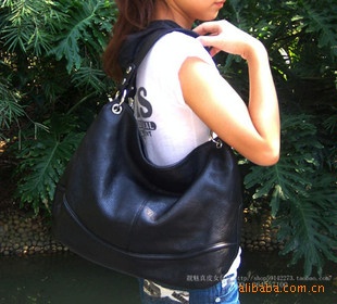 2010ﶬͷţƤŮ
