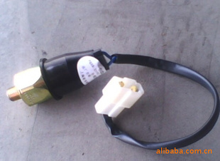 Ĥѹ